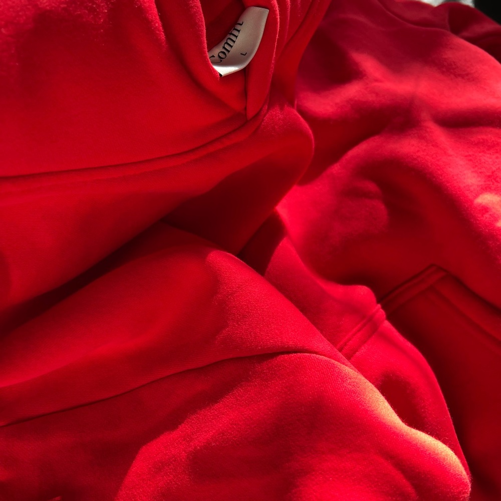 Women's Comfrt Travel Sweats | Red Hoodie and Sweatpants Set - Picture 6 of 7